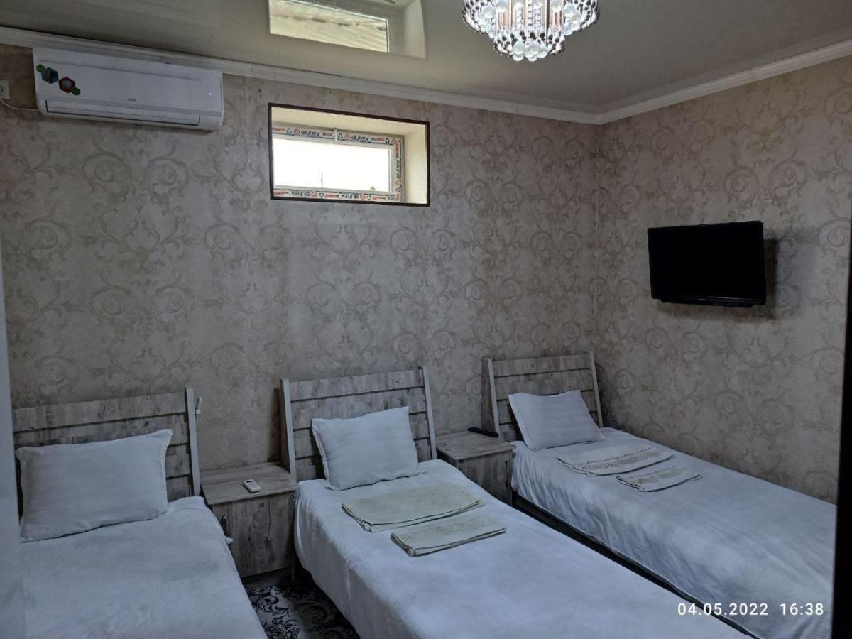 Uvaysiy Family Guest House Marghilon ภายนอก รูปภาพ