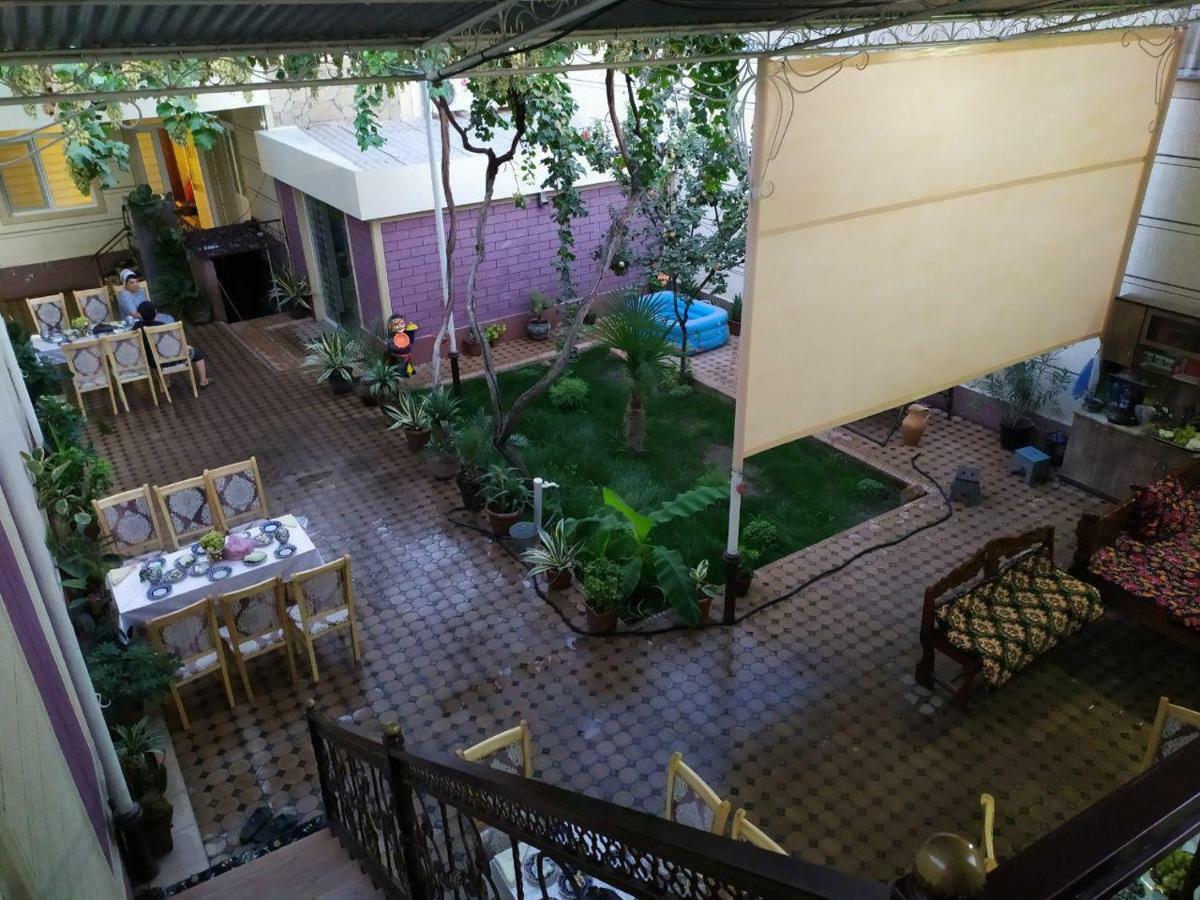 Uvaysiy Family Guest House Marghilon ภายนอก รูปภาพ