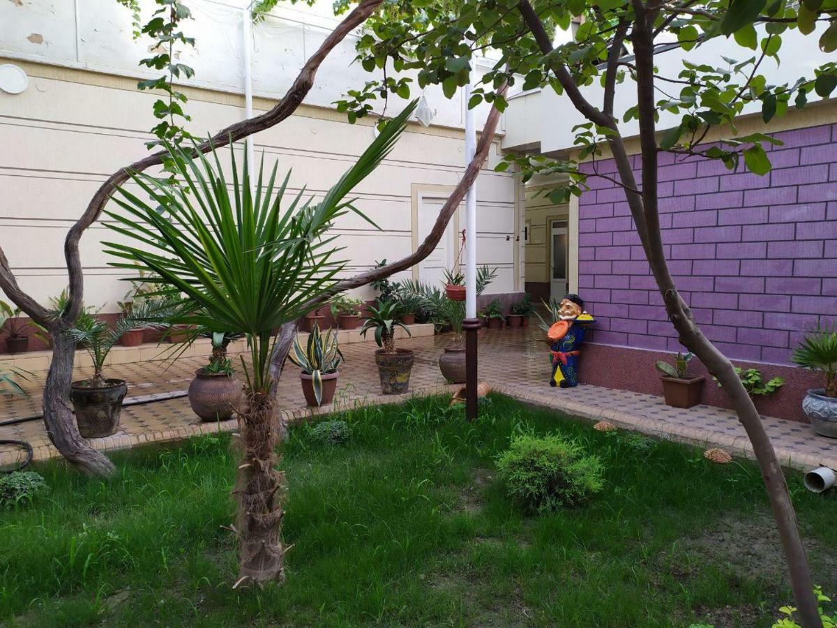 Uvaysiy Family Guest House Marghilon ภายนอก รูปภาพ